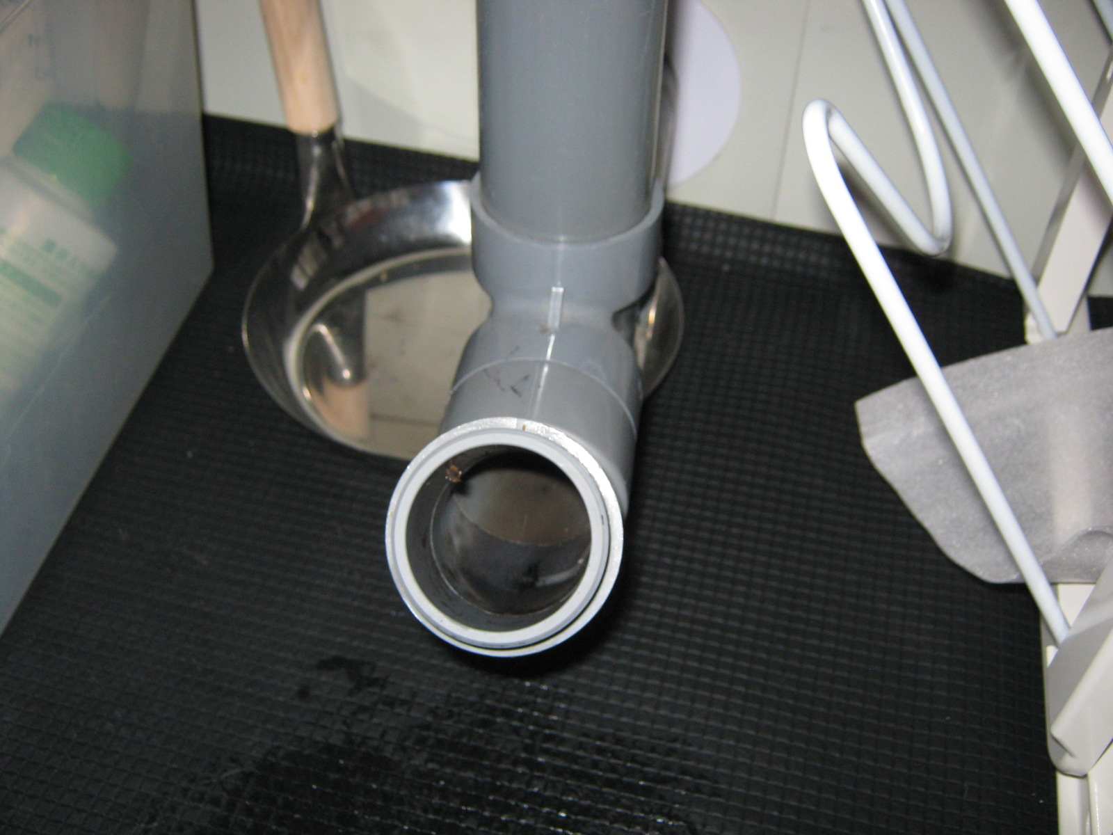キッチン 排水管のつまり